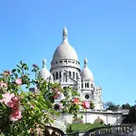 P1- Wonderful Experience Near Montmatre For 4-6P